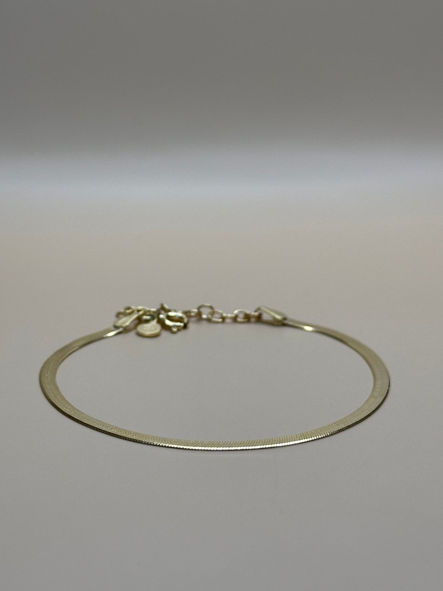 “Stresa” 925 Silber vergoldet, flaches Kettenarmband