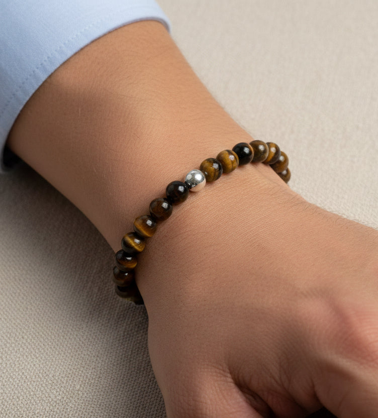 “Bern” – Armband aus natürlichem Tigerauge & 925er Silberperle (Swiss Edition)