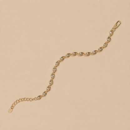 Bellagio – Vergoldetes Kettenarmband mit gedrehter Gliederstruktur