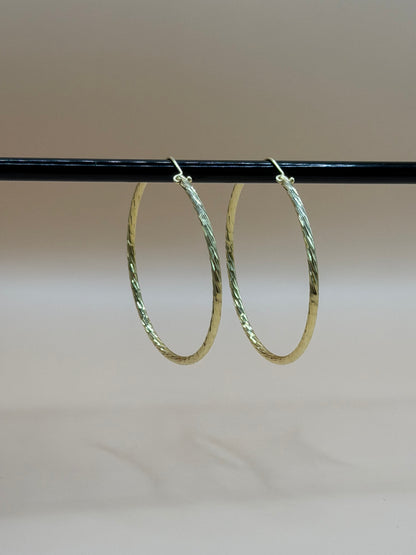 "AURORA" Gedrehte Creolen aus 925 Sterling Silber, vergoldet
