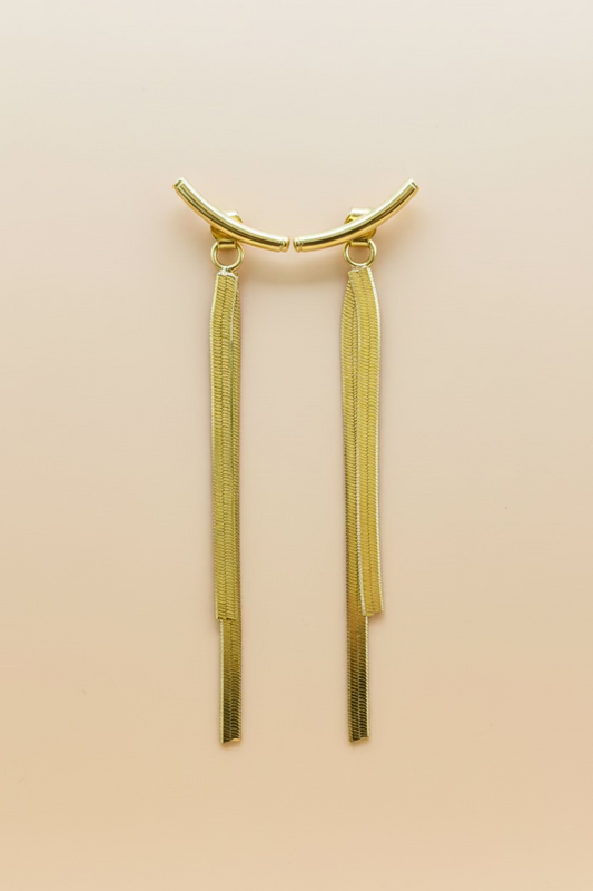 "SOSPIRA" Vergoldeter Ear Cuff aus 925 Sterlingsilber mit pendelnden Ketten